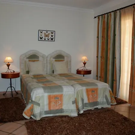 Jesuina Villa *